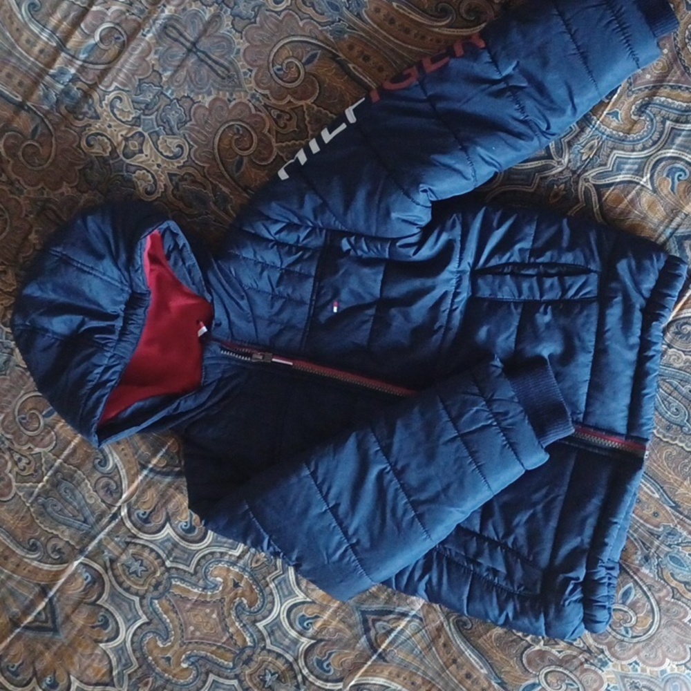Tommy Hilfiger winter jacket, boys,size xs 5/6
